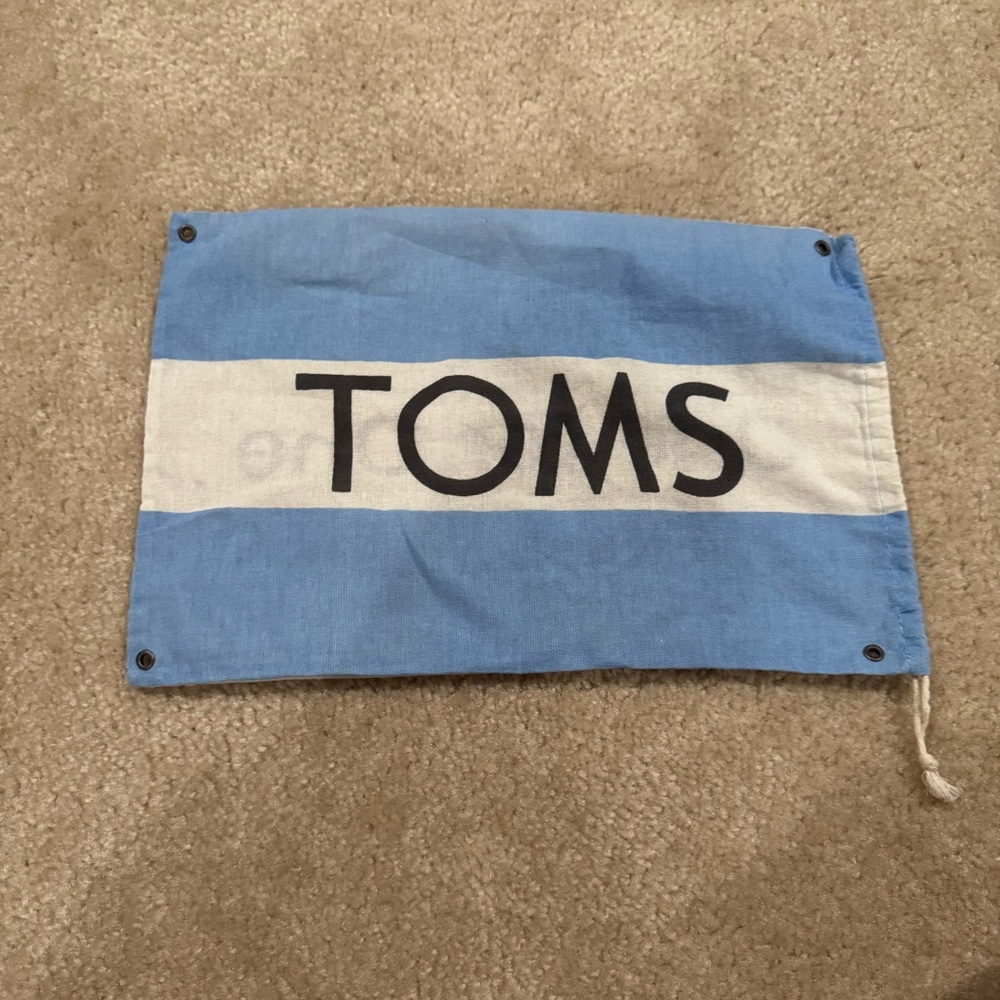 TOMS Blue and White dust bag